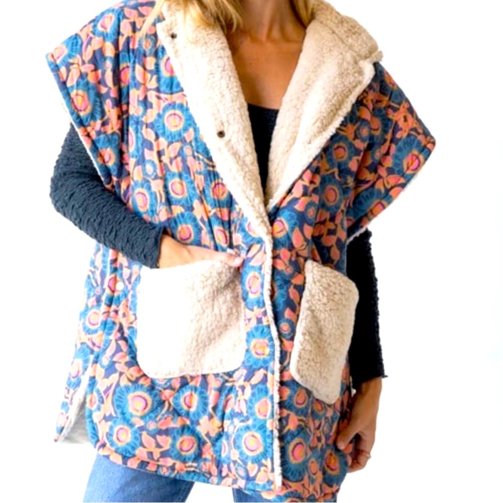 Light NWT Natural Life Vest